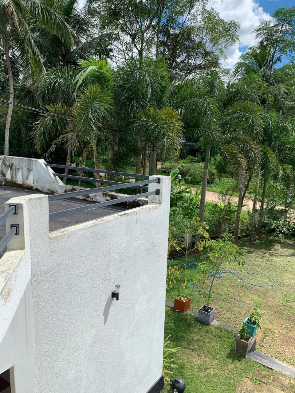 Hotel Cassia Udawalawe Habitación foto