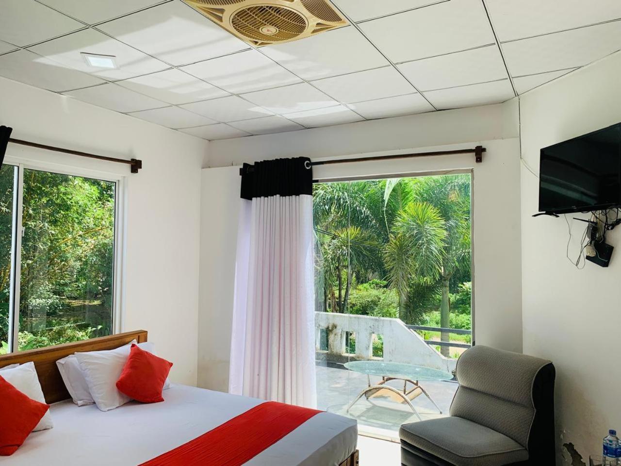 Hotel Cassia Udawalawe Habitación foto