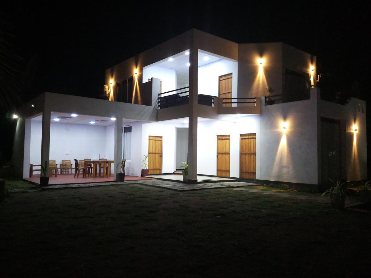 Hotel Cassia Udawalawe Exterior foto